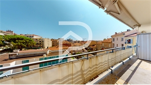 appartement à la vente -   06400  CANNES, surface 46,85 m2 vente appartement - APR751106